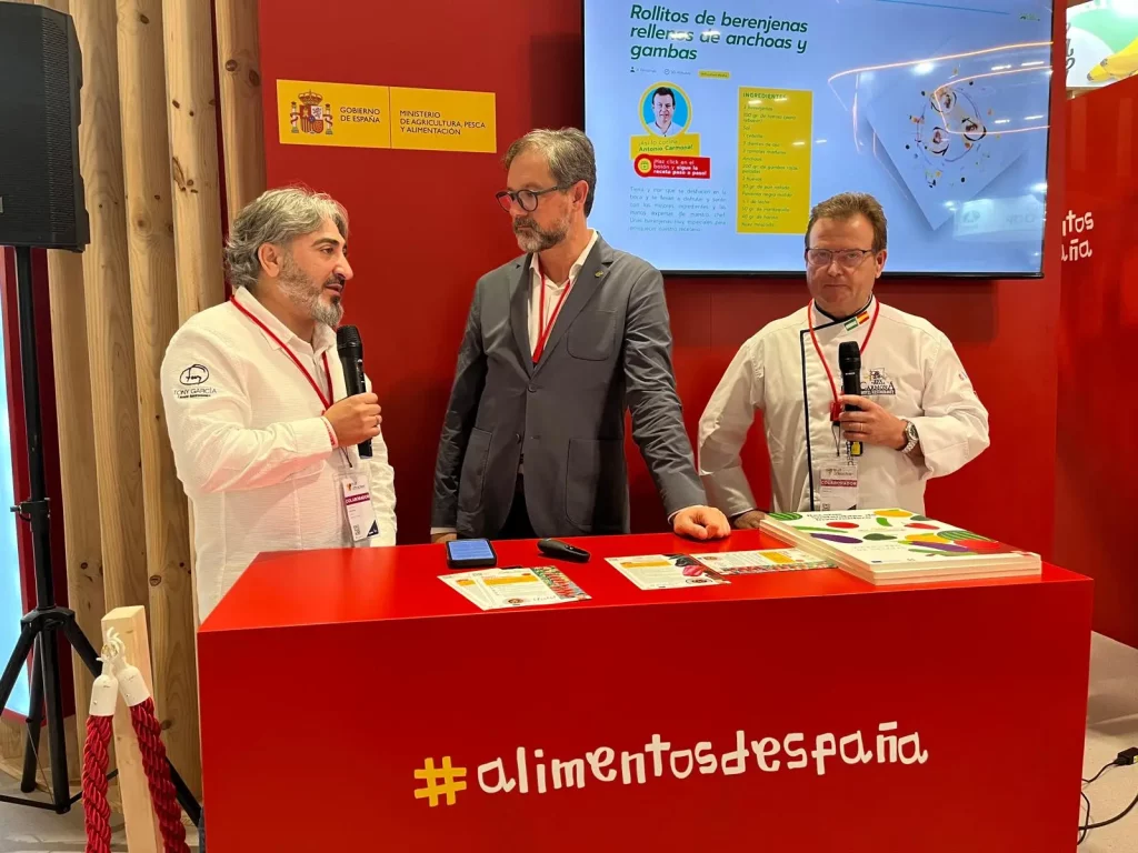 HORTIESPAÑA presenta el primer libro digital de recetas con productos de invernaderos solares